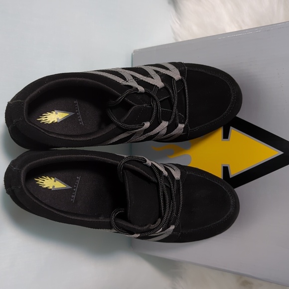 Volatile High Heel Sneakers NIB - Picture 5 of 6